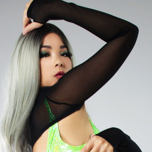 Virtual Vortex Mesh Shrug - Picture 1 of 3